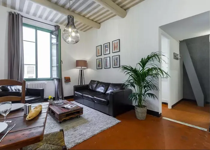 Διαμέρισμα Authentique 2 Piece Dans Le Vieux-nice